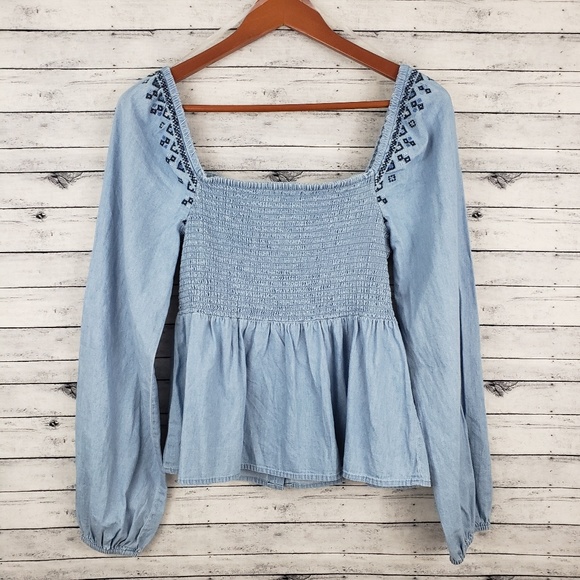 😍Aeropostale | Chambray Long Sleeve Peasant Top - Picture 4 of 6